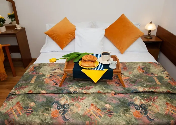 Family Inn
